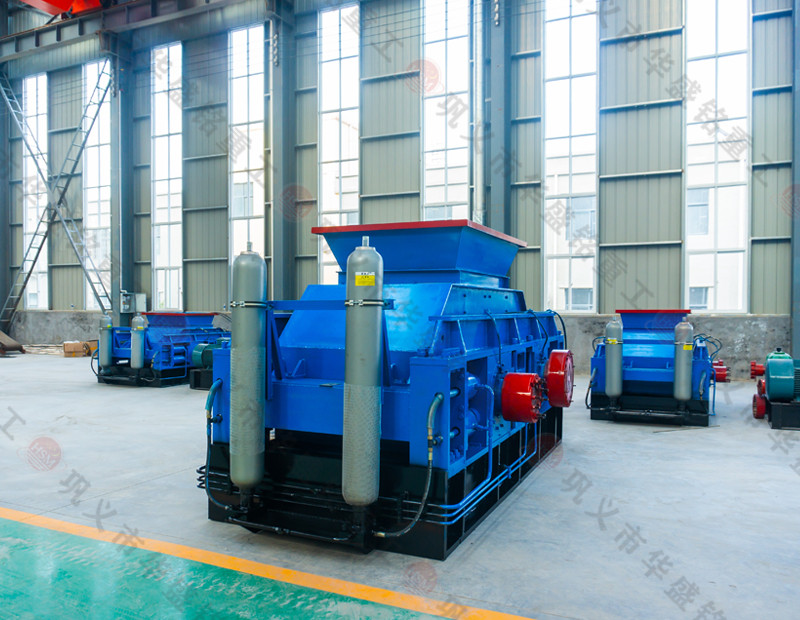 處理濕物料用什么制砂機？液壓對輥制砂機多少錢一臺？
